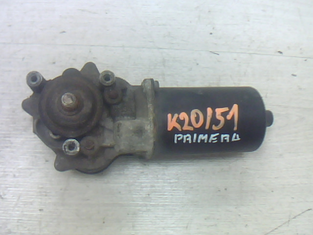 NISSAN PRIMERA P12 2001-2007 Ablaktörlő motor első bontott alkatrész