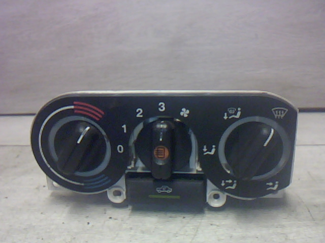 OPEL ASTRA F 91-94 Fűtés vezérlő panel bontott alkatrész