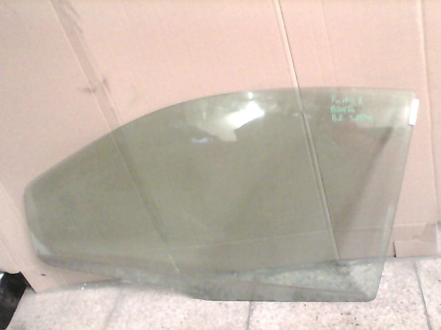 FIAT PUNTO II. Bal első ajtóüveg bontott alkatrész