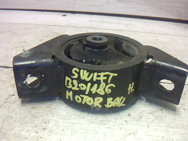 SWIFT 96-05 Bontott Motortartó bak Alkatrész