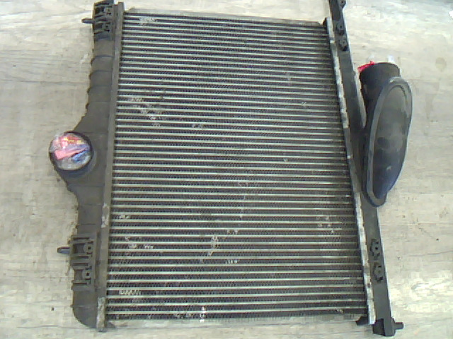 VOLVO S40 Intercooler hűtő bontott alkatrész