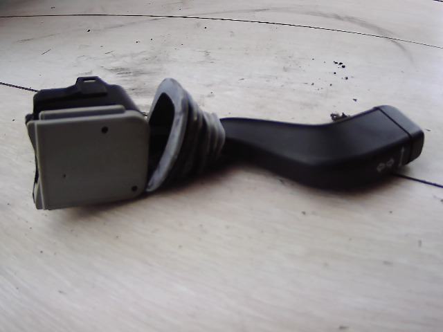 OPEL ASTRA F 94-02 Kormánykapcsoló bal bontott alkatrész