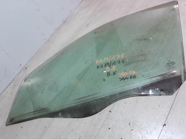 CITROEN XSARA 97.11-00.10 Bal első ajtóüveg bontott alkatrész