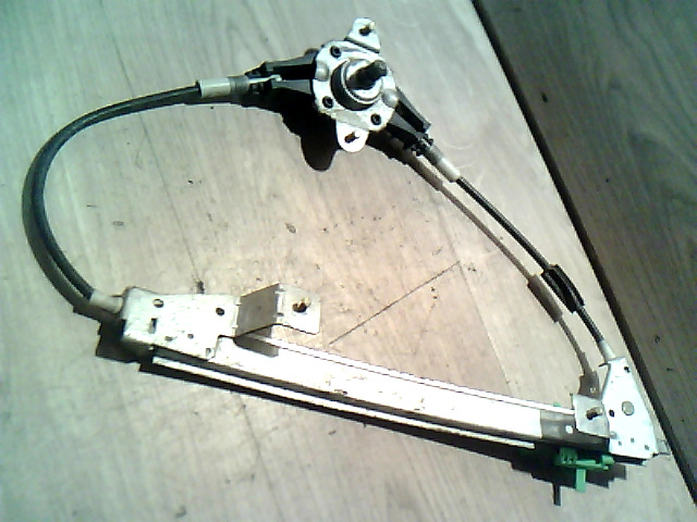 FIAT PUNTO II. Jobb hátsó ablakemelő szerkezet mechanikus bontott alkatrész