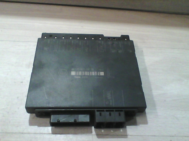 MERCEDES W220 S 320 CDI Bal első ülés memoria vezérlő bontott alkatrész