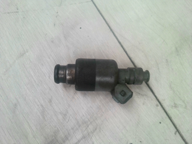 OPEL ASTRA F 94-02 Injektor befecskendező hengerenkénti bontott alkatrész
