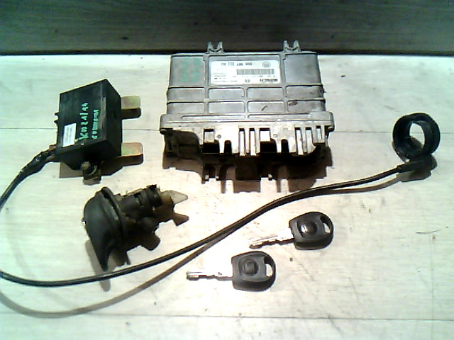 SEAT CORDOBA 93-99 Motorvezérlő egység ecu pcm modul bontott alkatrész