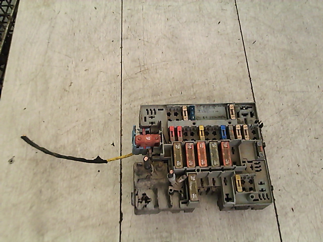 CITROEN BERLINGO 96-02 Biztosítéktábla bcm bsi bsm sam gem modul motortér bontott alkatrész
