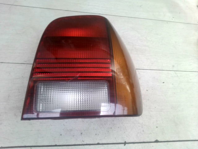 VW POLO III. 94-99 Jobb hátsó lámpa bontott alkatrész