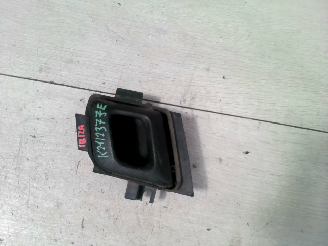 SEAT IBIZA 93-99 Jobb első belső kilincs bontott alkatrész
