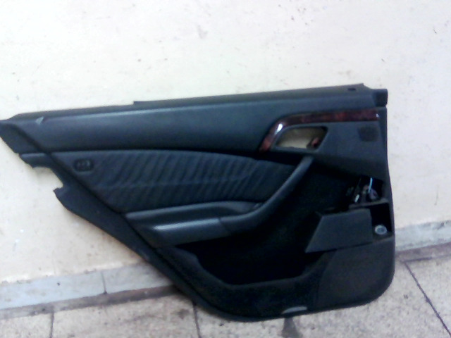 MERCEDES W220 S 320 CDI Bal hátsó ajtó kárpit bontott alkatrész