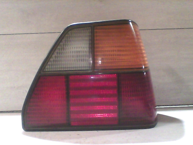 VW GOLF II. Jobb hátsó lámpa bontott alkatrész