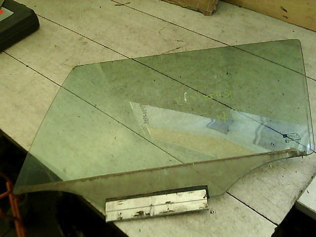 OPEL ASTRA G 97-04 Bal hátsó ajtóüveg bontott alkatrész