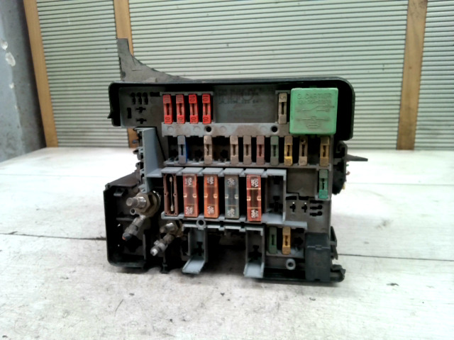 PEUGEOT 206 Biztosítéktábla bcm bsi bsm sam gem modul motortér bontott alkatrész