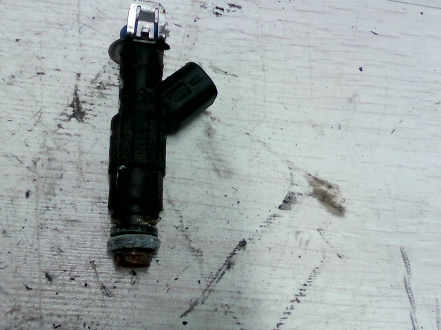 MAZDA 6 05-08 Injektor befecskendező hengerenkénti bontott alkatrész
