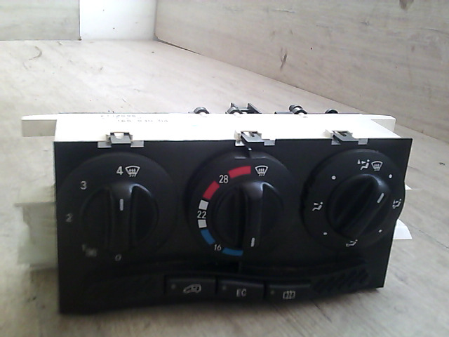 MERCEDES A160 Fűtés vezérlő panel bontott alkatrész