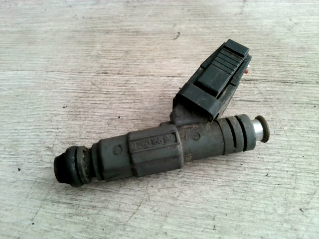 FORD FOCUS 98-04 Injektor befecskendező hengerenkénti bontott alkatrész