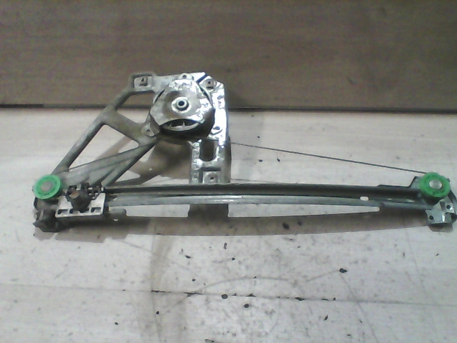 AUDI 100 90-94 Bal hátsó ablakemelő szerkezet mechanikus bontott alkatrész