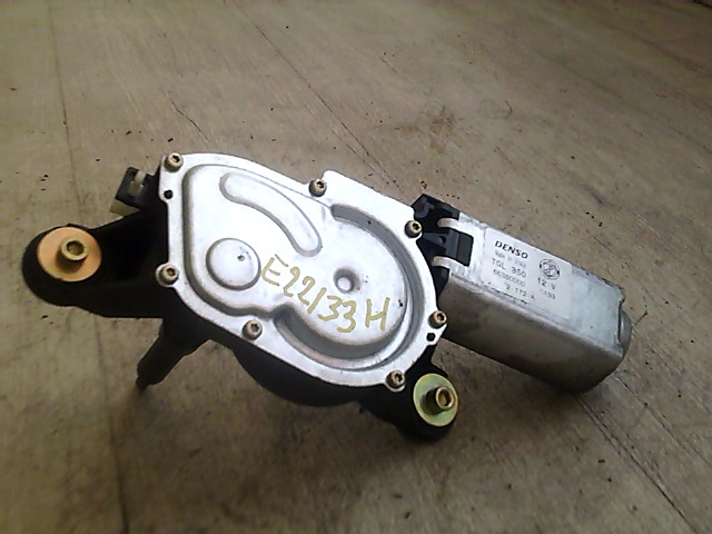 FIAT PUNTO II. Ablaktörlő motor hátsó bontott alkatrész