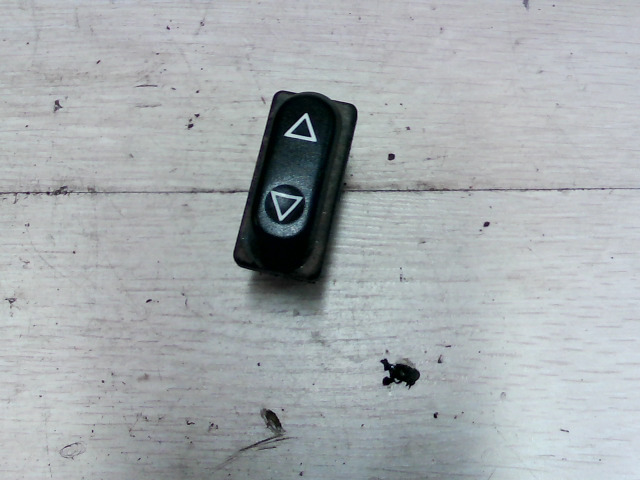 PEUGEOT 306 93-97 Jobb első ablakemelő kapcsoló bontott alkatrész