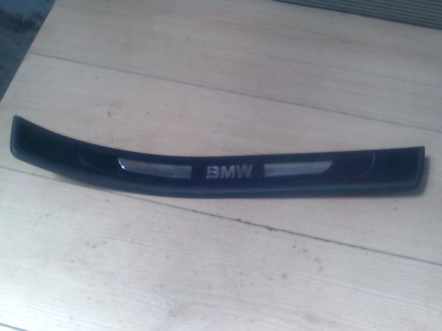 BMW E65 02.09.01-08.09.30 Jobb hátsó küszöb díszléc bontott alkatrész