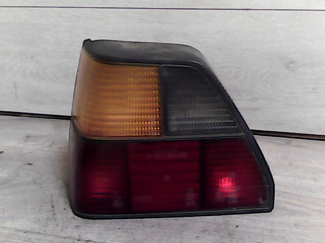 VW GOLF II. Bal hátsó lámpa bontott alkatrész