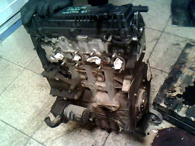 FIAT MAREA Motor, diesel fűzött blokk hengerfejjel bontott alkatrész