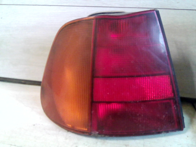 VW POLO IV. 99-02 Bal hátsó lámpa bontott alkatrész