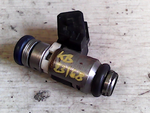 FIAT PUNTO III. Injektor befecskendező hengerenkénti bontott alkatrész