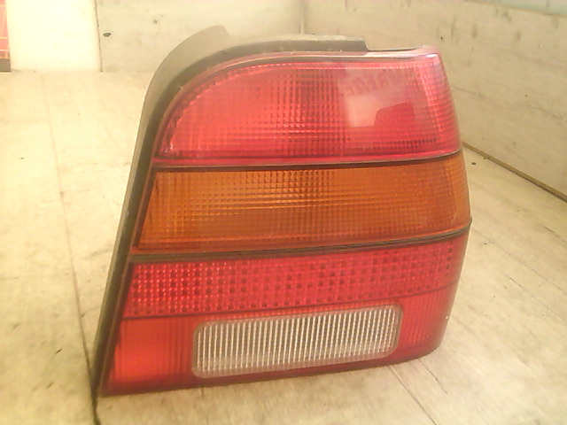 VW POLO II. 91-94 Jobb hátsó lámpa bontott alkatrész