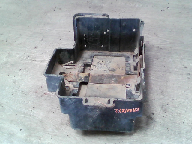 FORD FOCUS 98-04 Akkumulátor tartó bontott alkatrész