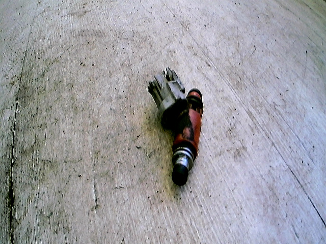 SUZUKI WagonR+ Injektor befecskendező hengerenkénti bontott alkatrész