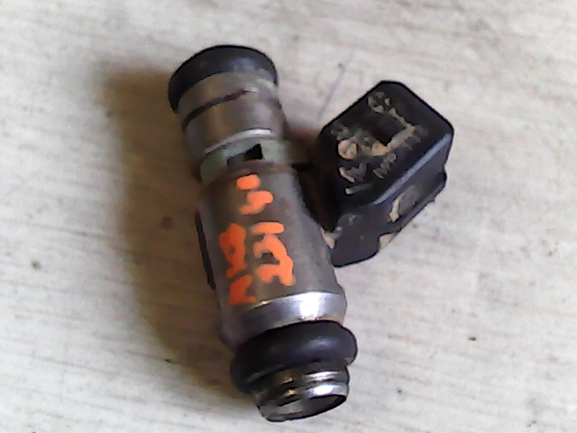 FIAT DOBLO 01.01-05.09 Injektor befecskendező hengerenkénti bontott alkatrész