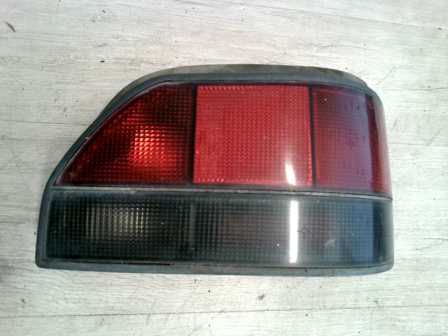 RENAULT CLIO 90-96 Jobb hátsó lámpa bontott alkatrész