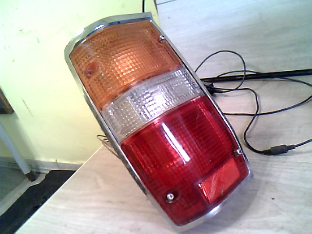 MITSUBISHI L200 Bal hátsó lámpa bontott alkatrész