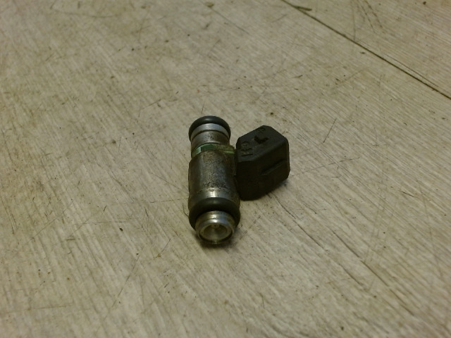 FIAT PUNTO II. Injektor befecskendező hengerenkénti bontott alkatrész