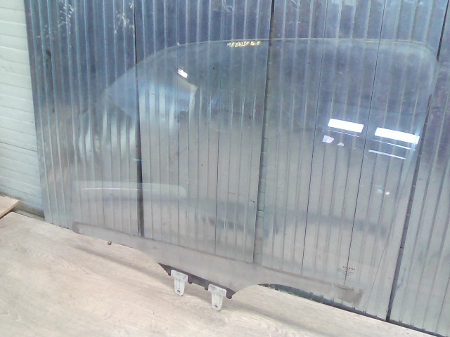 SUZUKI WagonR+ Bal első ajtóüveg bontott alkatrész