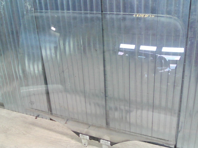 SUZUKI WagonR+ Jobb hátsó ajtóüveg bontott alkatrész
