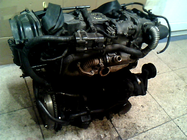 FORD C-MAX 03.06-07.03 Motor, diesel fűzött blokk hengerfejjel bontott alkatrész