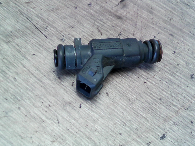 OPEL ASTRA F 91-94 Injektor befecskendező hengerenkénti bontott alkatrész