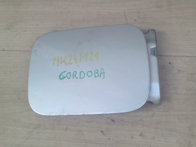 SEAT CORDOBA 99-02 Tankajtó bontott alkatrész