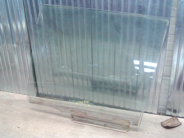 MAZDA 323F 98-04 Bal hátsó ajtóüveg bontott alkatrész