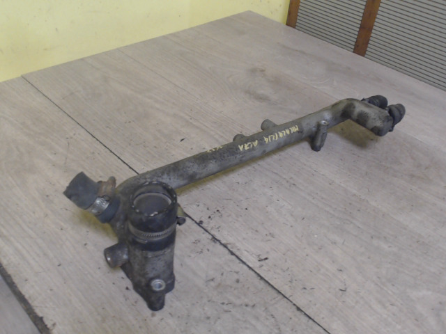 ALFA ROMEO 147 04.10-10.05 Vízcső bontott alkatrész