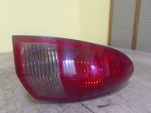 ALFA ROMEO 147 04.10-10.05 Bal hátsó lámpa bontott alkatrész