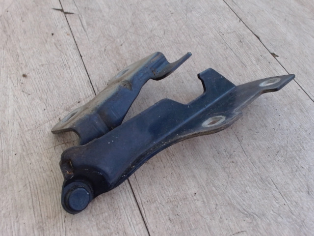 RENAULT THALIA 02.03-08.10 Motorháztető jobb zsanér bontott alkatrész