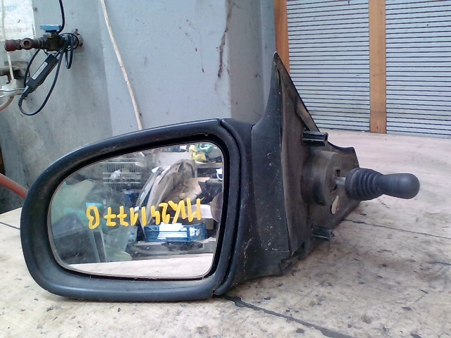 OPEL CORSA B 93-00 Bal visszapillantó tükör mechanikus bontott alkatrész