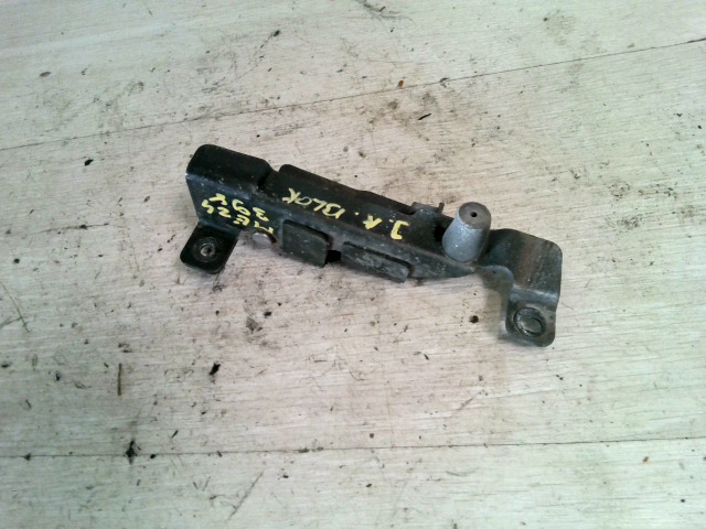 OPEL VIVARO 01-06 Jobb csomagtérajtó ajtóhatároló bontott alkatrész
