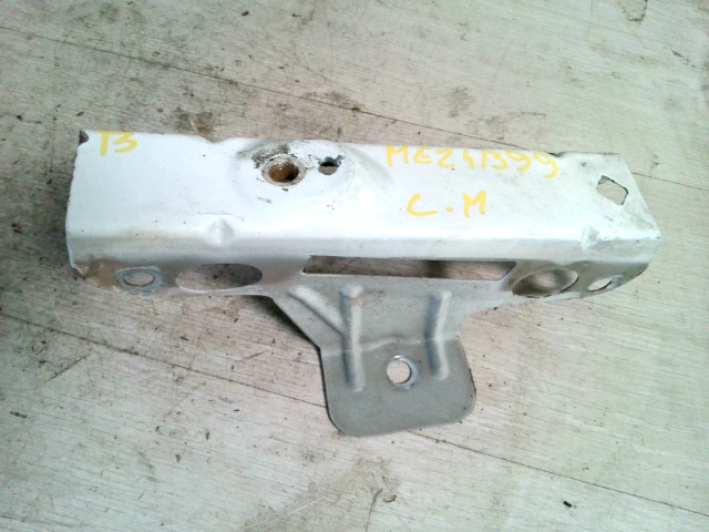 OPEL VIVARO 01-06 Bal hátsó lökhárító tartó bontott alkatrész