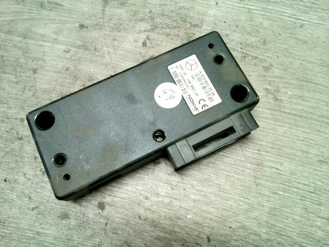 MERCEDES A160 Telefon vezérlő uhp modul bontott alkatrész