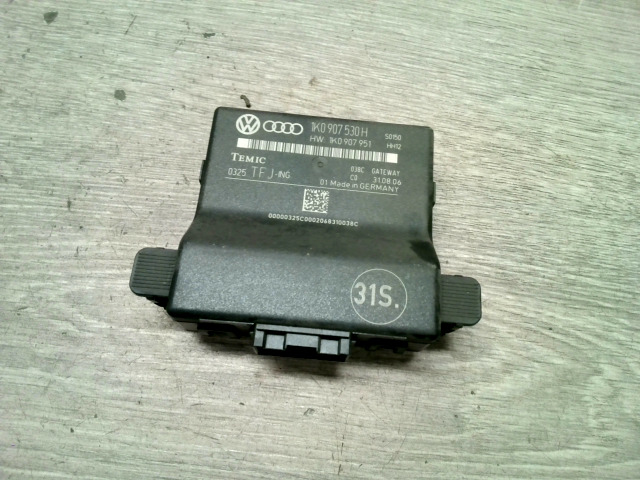VW Touran 2003.04.01-2006.11.30 Gateway modul bontott alkatrész